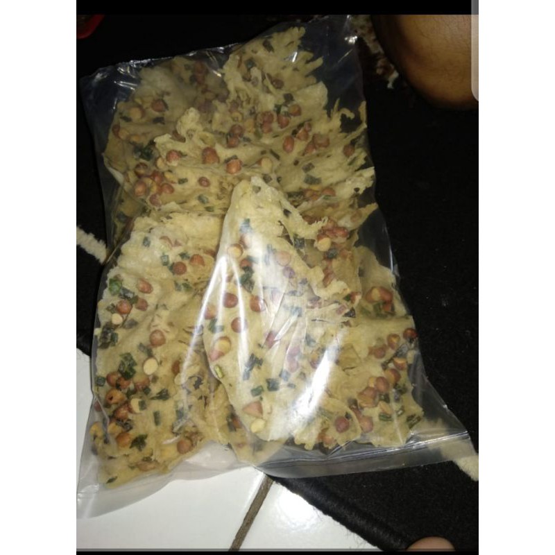 

Rempeyek Kacang 1kg