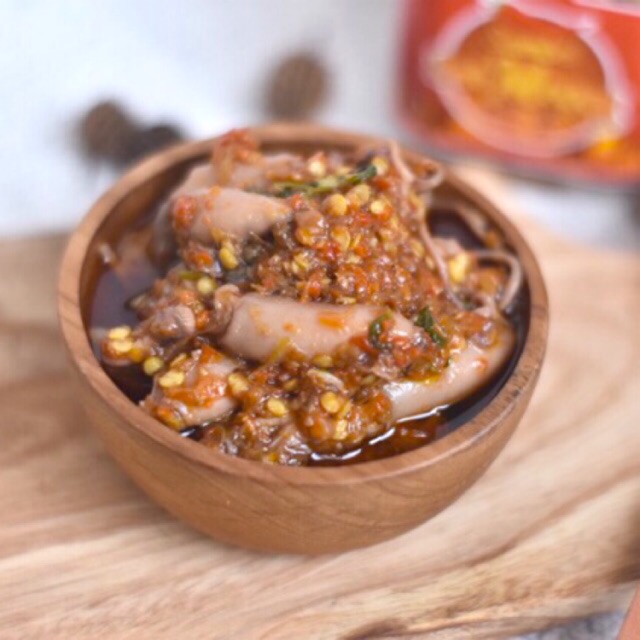 

Sambel Dek Meggy / Sambal cumi kemangi