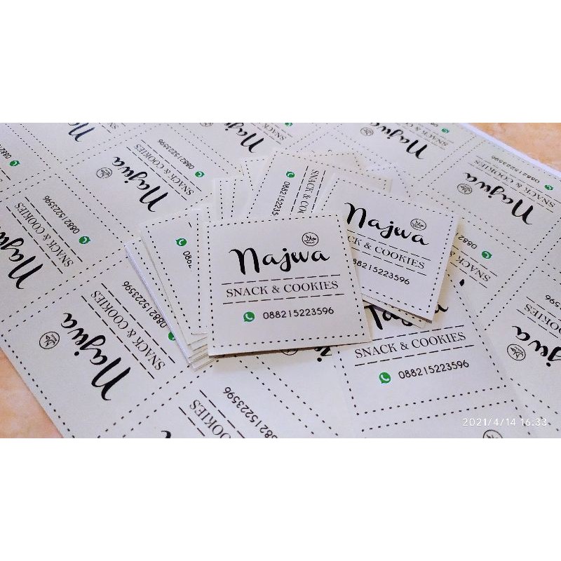 

STIKER PRODUK | STIKER KEMASAN | LABEL MAKANAN | STIKER MAKANAN