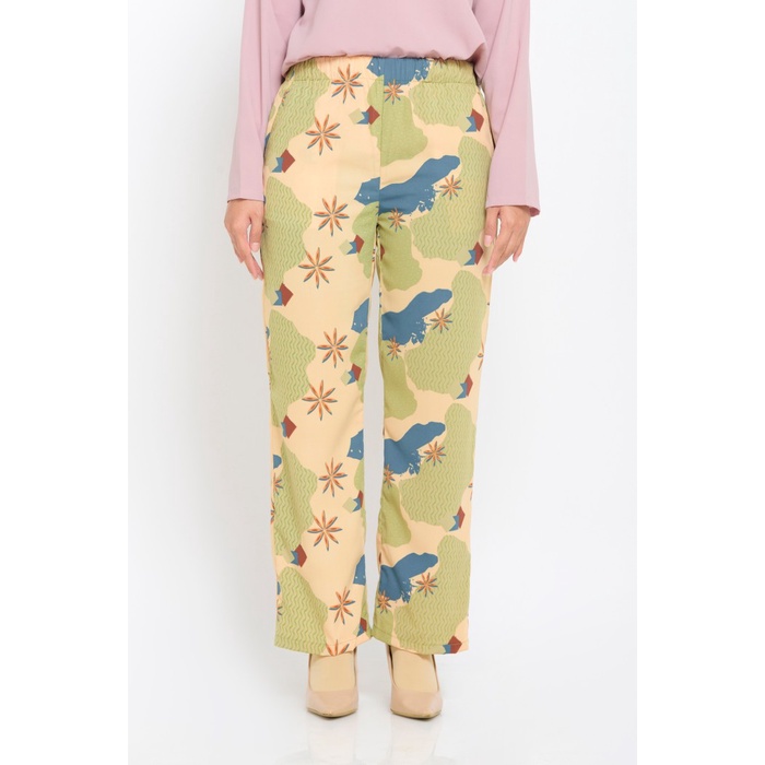 TERBARU ZM Zaskia Mecca - Flo Cream Pants - Jelita Indonesia - Pasar Terapung