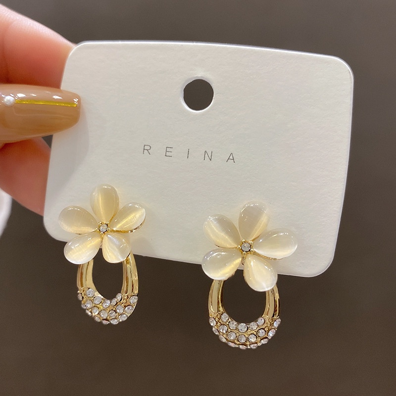 Anting S925 Silver Needle Bentuk Bunga Nanas Aksen Berlian Untuk Wanita ACKER