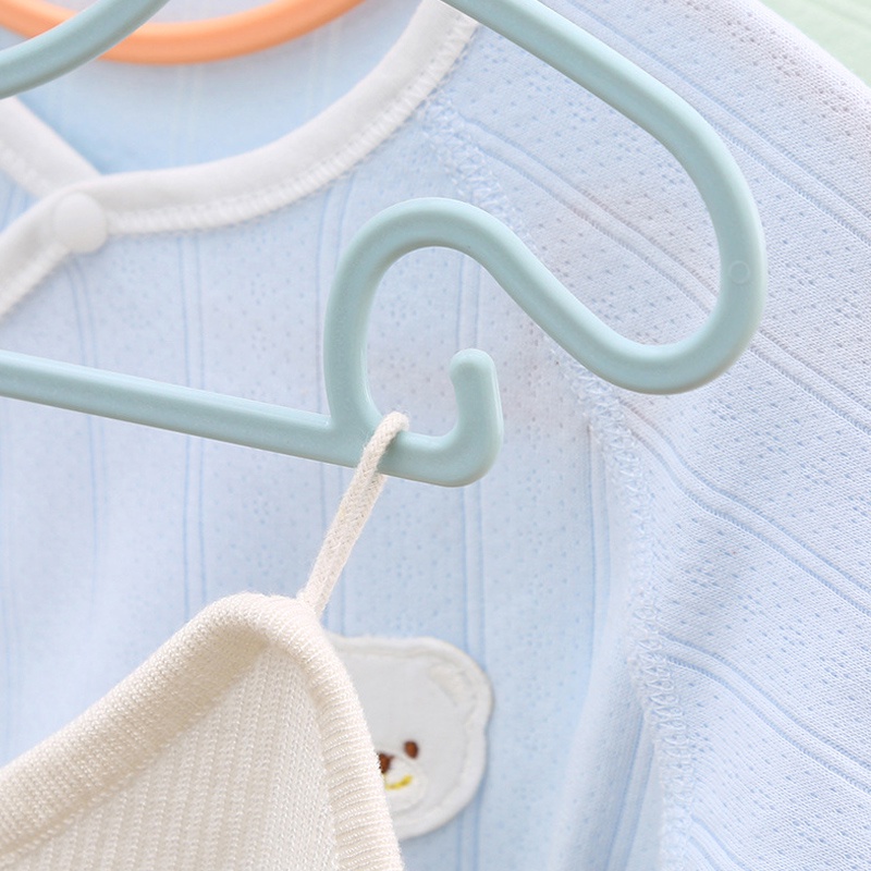 Gantungan Baju Anak Tebal 29.5cm PP Kid Clothes Hanger Multifungsi Warna Warni/Busur gantungan L290
