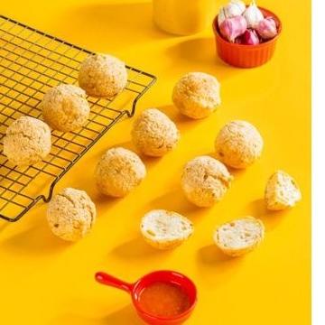 

[KODE 87T0I] 100% HALAL Bakso Goreng Ayam Udang Frozen - Trino Kitchen (Termasuk Saus Sambal)