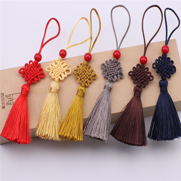 

[Knot Mutiara MERAH 13.5 CM ] Tassel Hampers Aksesoris Imlek CNY , Tassel Anyam Rumbai Kerajinan Tangan Warna Warni, Tassel Anyam Mutiara, Tassel Benang Cheongsam, Gantungan hiasan tali gift hampers craft