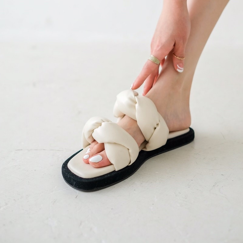 POSU Donut Sandals