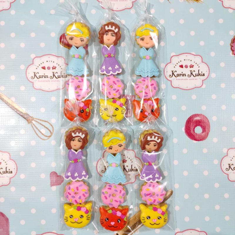 

KUKIS HIAS, KUKIS KARAKTER ISI 4 TEMA PRINCESS & CAT (minimal 10 pcs)