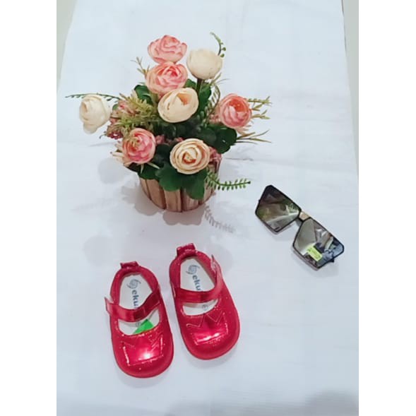 SEPATU ANAK CEWEK EKUBO