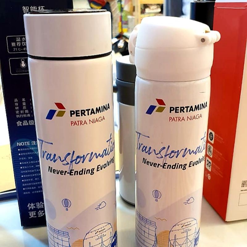 tumbler LED termos suhu 500ml termos panas botol tahan dingin tumbler digital angka botol minum-1