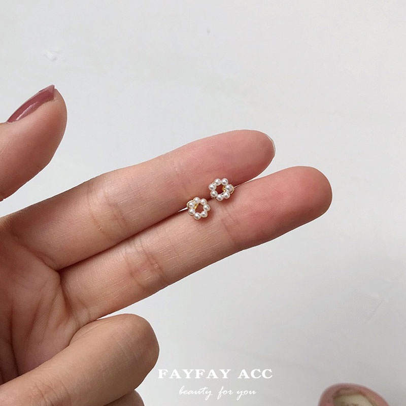 Anting Stud Bentuk Bulat Aksen Mutiara Bahan S925 Gaya Retro Korea Untuk Wanita