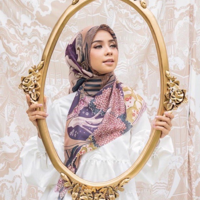 Gadang Scarf by Wearing Klamby