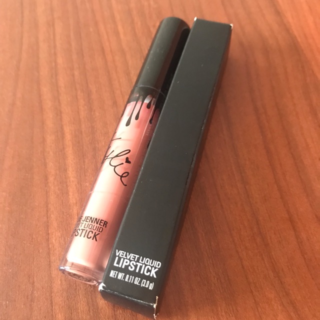 Kylie velvet liquid lipstick savage