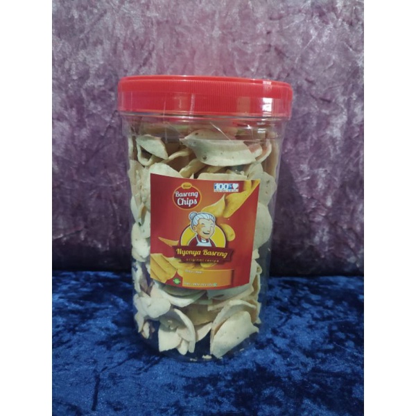 

Basreng baso goreng pedas daun jeruk 250 toples by nyonya basreng