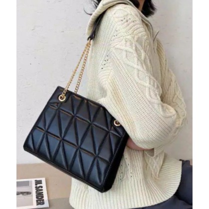 Slingbag Gista Embos//SLINGBAG/TAS WANITA/TAS EMBOS