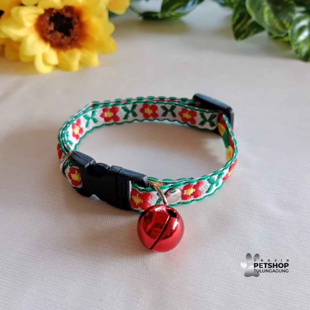 Kalung Kucing Dan Anjing Motif Bunga Silang 1 Lonceng bahan tebal