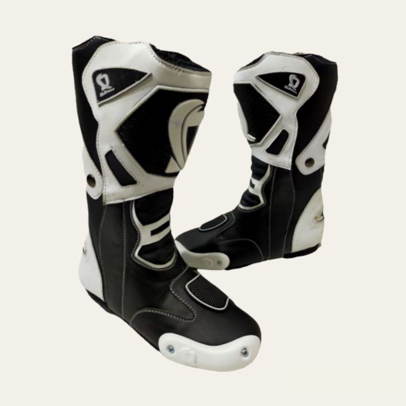 Sepatu balap road race DLN