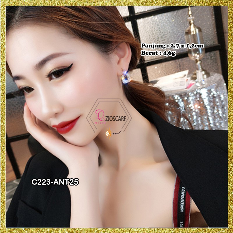 ANTING KOREA WANITA ANTING TITANIUM ANTI KARAT ANTING TUSUK BENTUK SQUARE DIAMOND ANT25