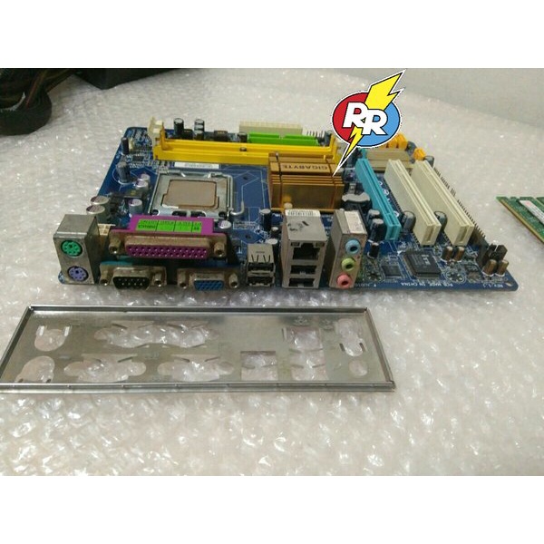 Motherboard Mainboard Gigabyte G31 Paket Prosesor Intel Core 2 Quad Q6600 2.40 GHz  Bonus Ram 2 GB