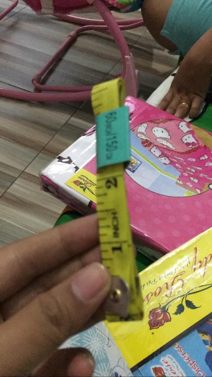 Sprei Lady Rose Hello Kitty Daniel 90x200