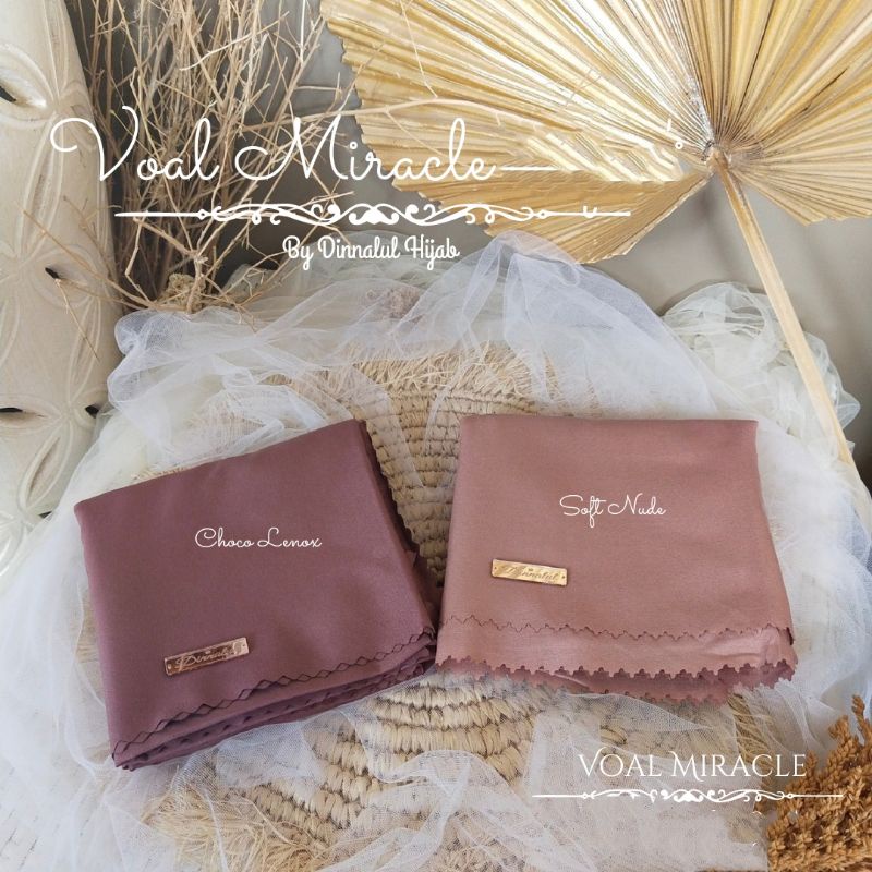 Segiempat Voal Miracle Lasercut  By Dinnalul Hijab FREE POUCH-Soft Nude