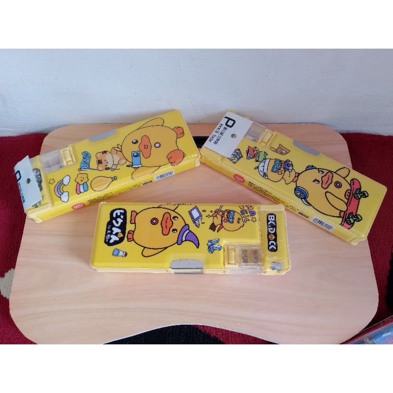 

Tempat Pensil