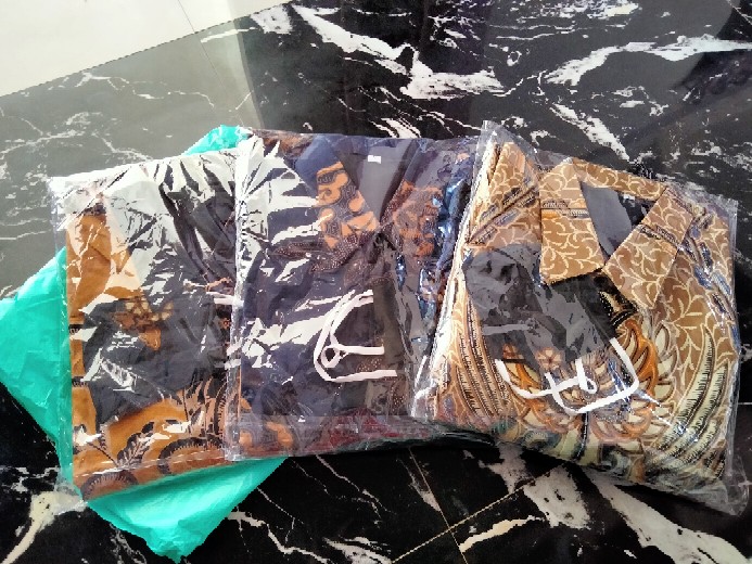 Kemeja Batik Eksklusif Purboseno Kuning Full Furing Katun Halus Sragenan