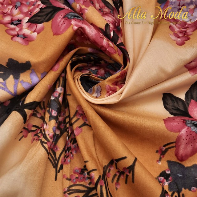 

Alta Moda Katun Voile Floral Coklat Muda (1M)