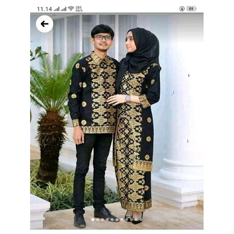 couple batik songket