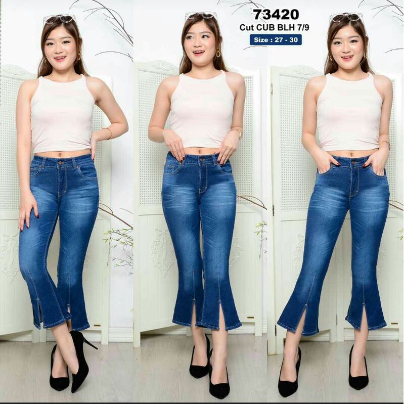 Celana Jeans Tulang Belah 7/9 - Celana Cutbray Belah - Celana Jeans Wanita