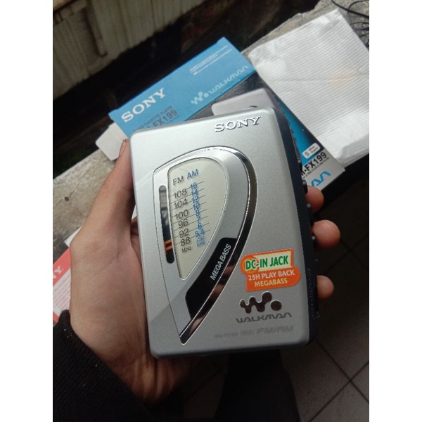 walkman sony wm-fx199