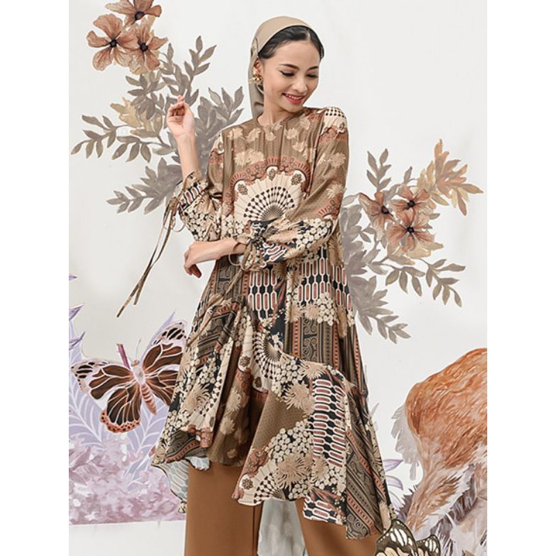 allegra tunic wearing klamby