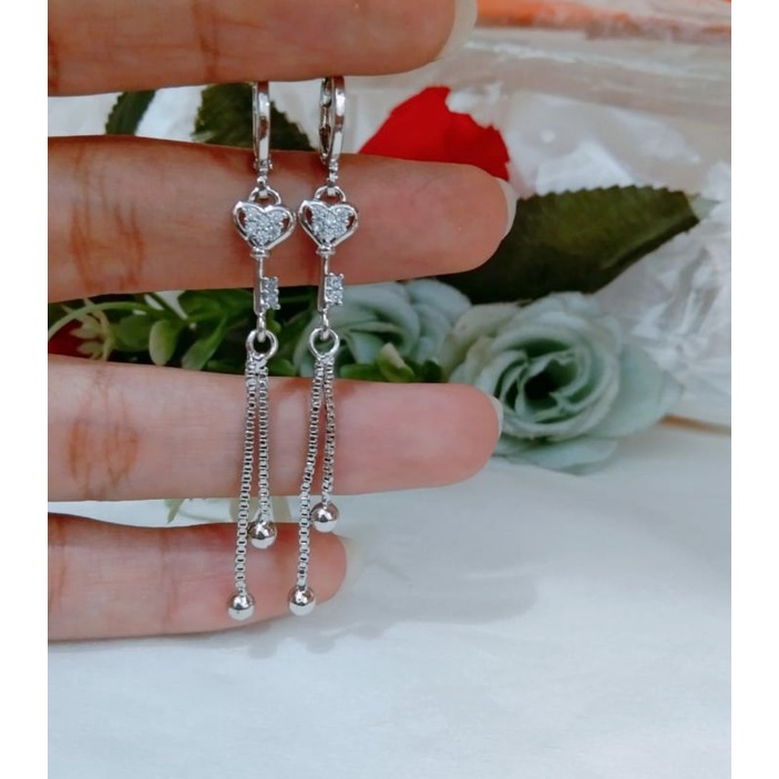 anting wanita dewasa cantik warna silver