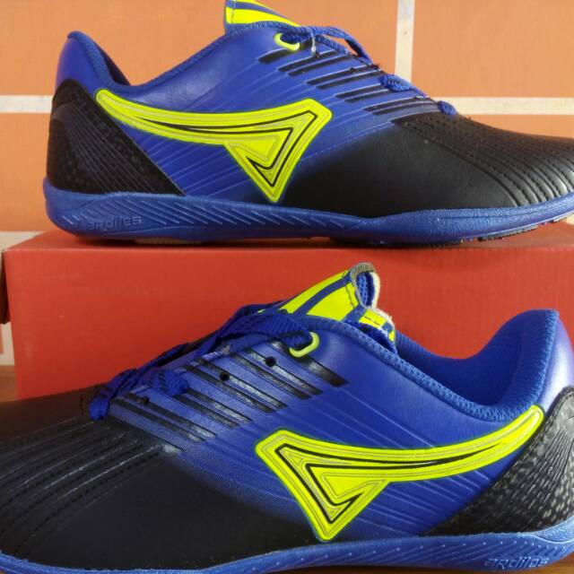 SEPATU FUTSAL ARDILES