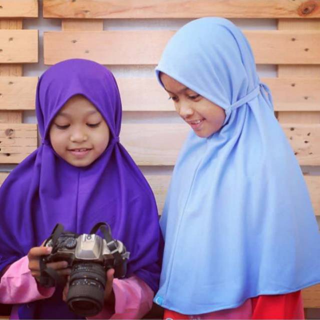 Jilbab Anak Syiria Instan Syahla Moslemkids XS S M L 1-12Tahun Bahan Kaos Polyester