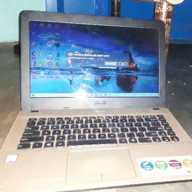 LAPTOP ASUS X441U