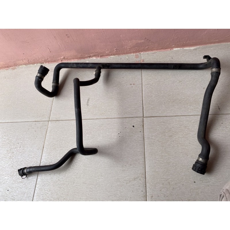 selang radiator bmw e46 cabang tiga