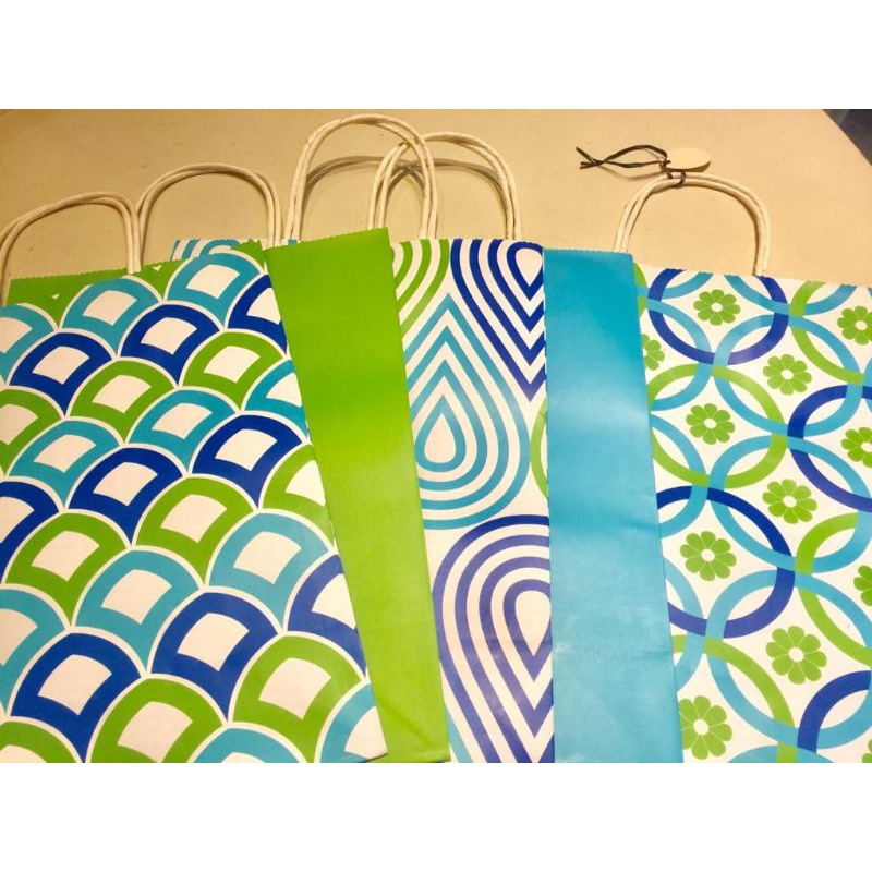 

Paper Gift Bag Pack of 5