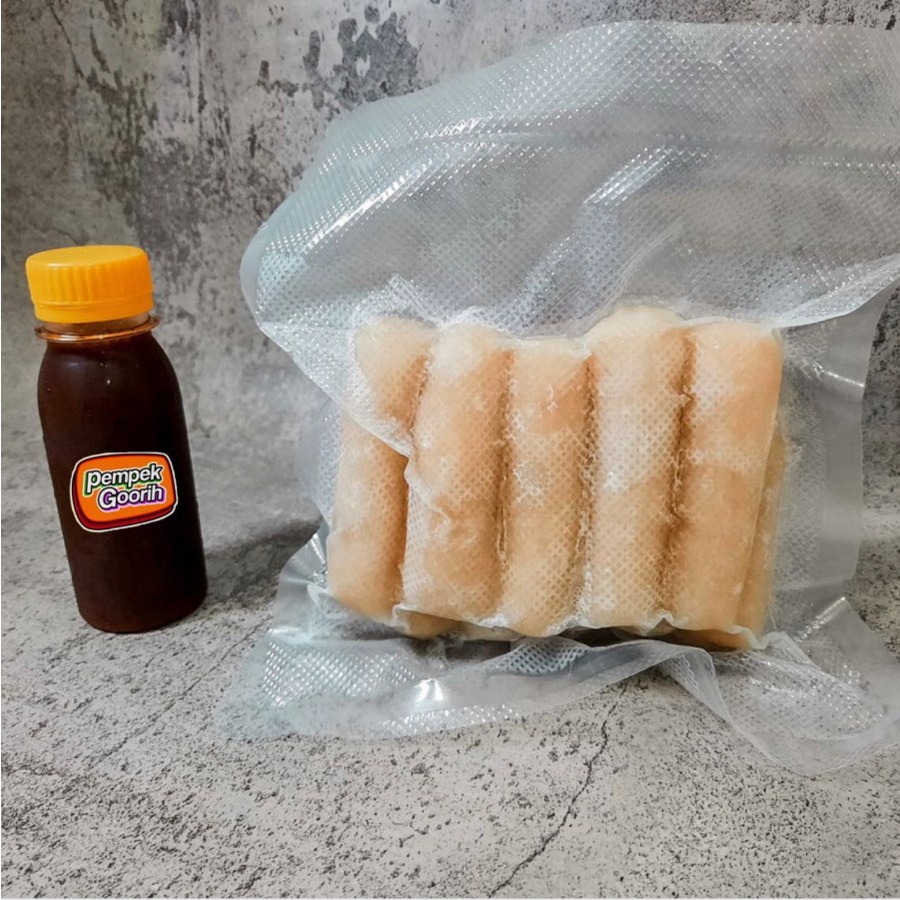 

JUAL PEMPEK LENJER IKAN TENGGIRI ENAK GURIH TANPA PENGAWET