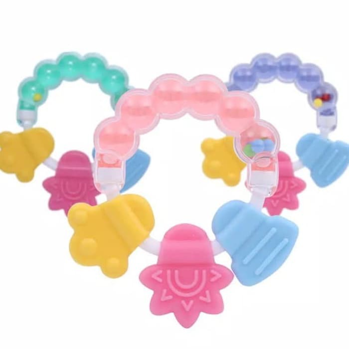 Mainan Rattle Genggam Bayi Gigitan Empeng Buah Plastik dengan Teether Gigitan Kerincing Kerincingan