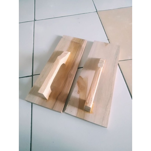 Kasutan Mini Roskam kayu Jati Panjang 28 Cm