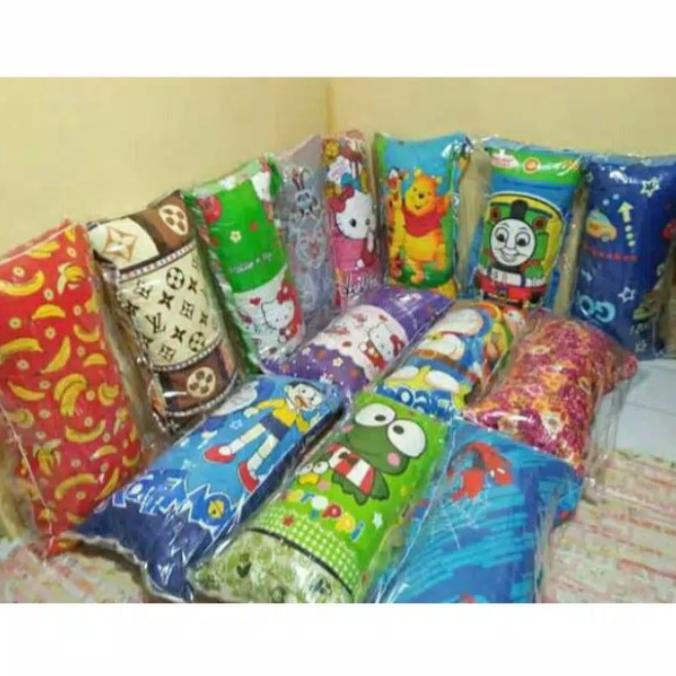 Bantal Cinta Brendis jumbo dan Sarung Bantal Cinta karakter