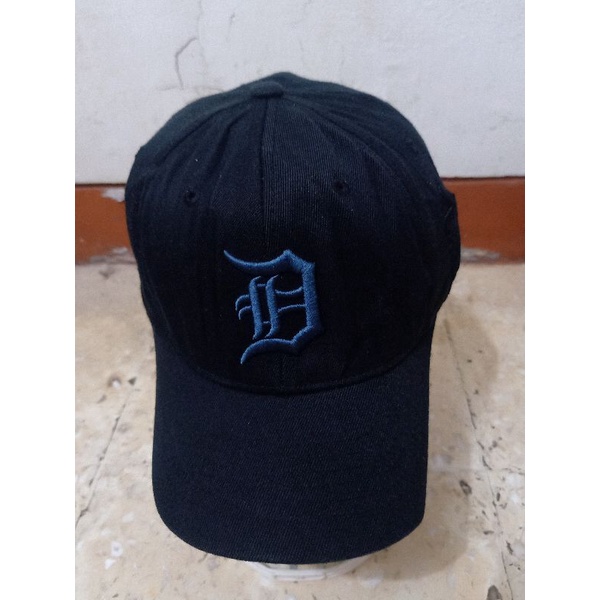 Topi MLB logo D original second bekas