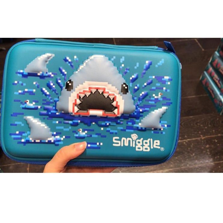 

Best Price..qdw-9 SMIGGLE SHARK HARDCASE PCASE - tempat pensil smiggle