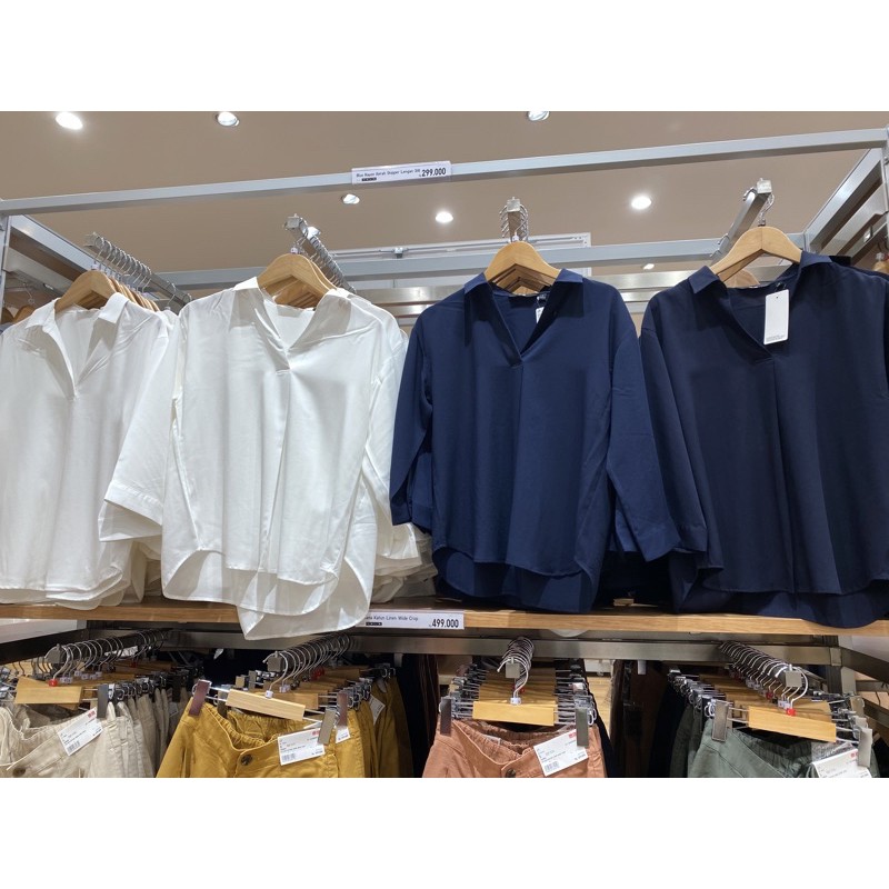 Uniqlo - Blouse Rayon Kerah Skipper Lengan 3/4