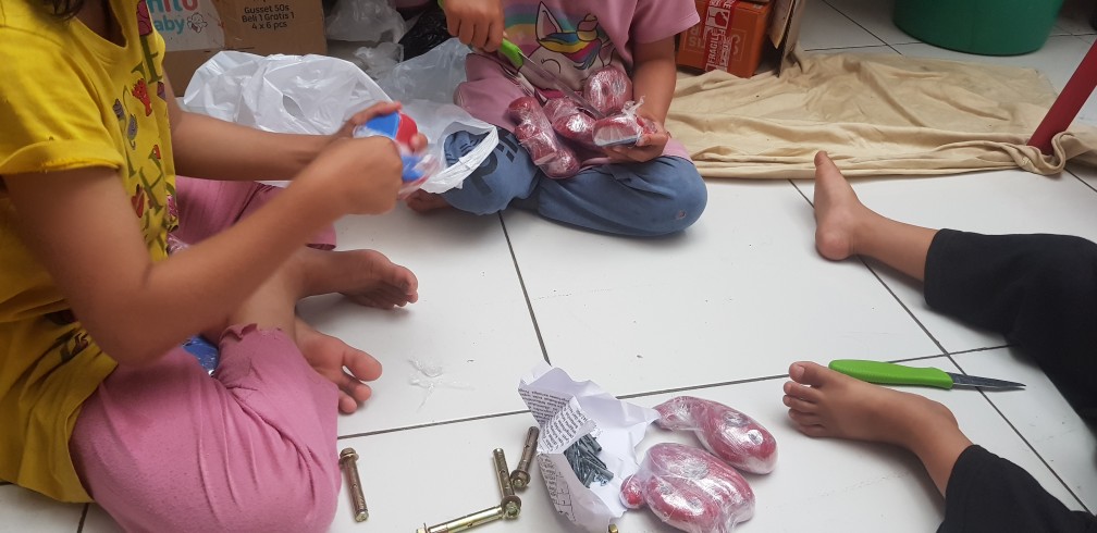 Baut Poin Panjat Untuk Dinding / Tembok