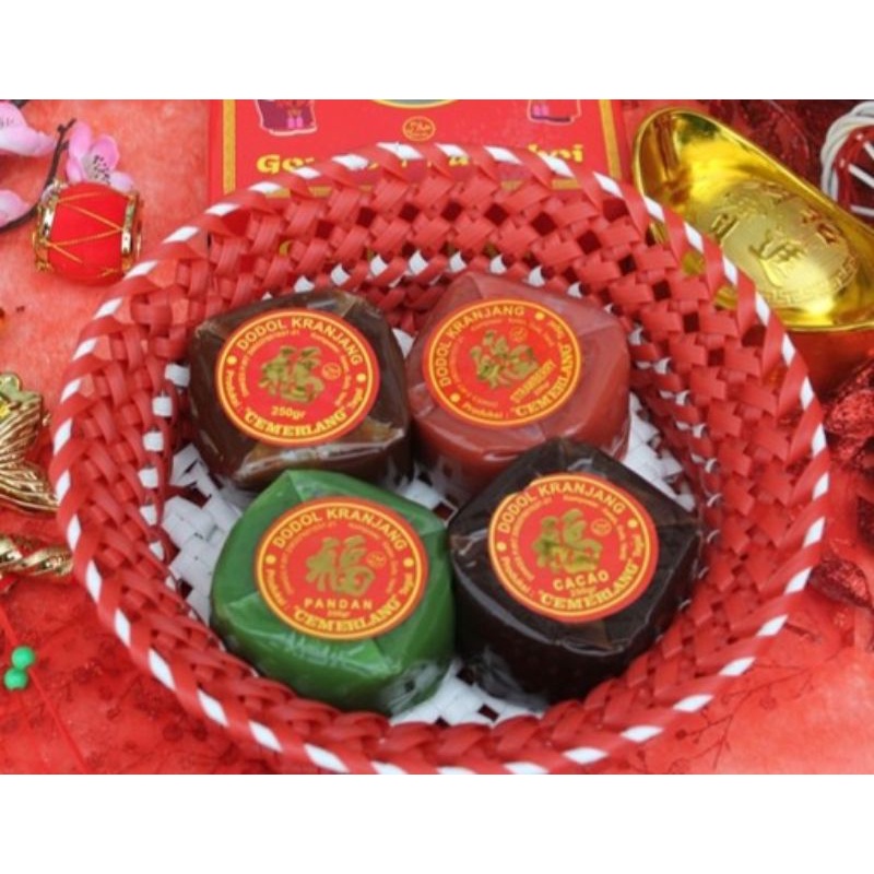 

Kue Keranjang CEMERLANG Rasa Original, Cacao, Pandan, Strawberry