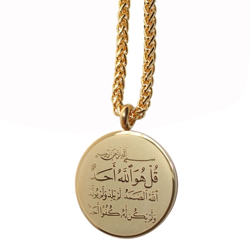 Kalung Dengan Liontin Bentuk Quran Allah Al-IKHlAS Bahan Stainless Steel Untuk Hadiah