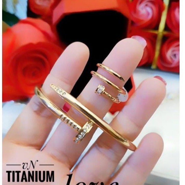 Titanium Set Gelang dan Cincin motif Paku 244g