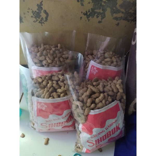 

Kacang Sihobuk asli Tarutung 500 gram