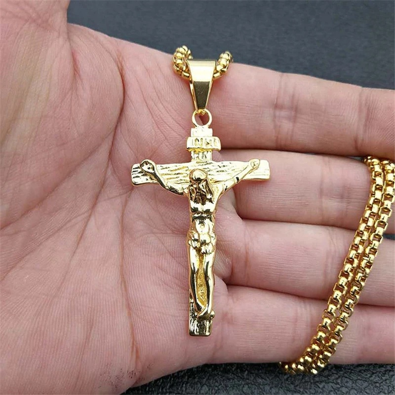 Kalung Rantai Panjang Liontin Salib Yesus Bahan Stainless Steel Alloy Gaya Gothic Untuk Pria Dan Wanita