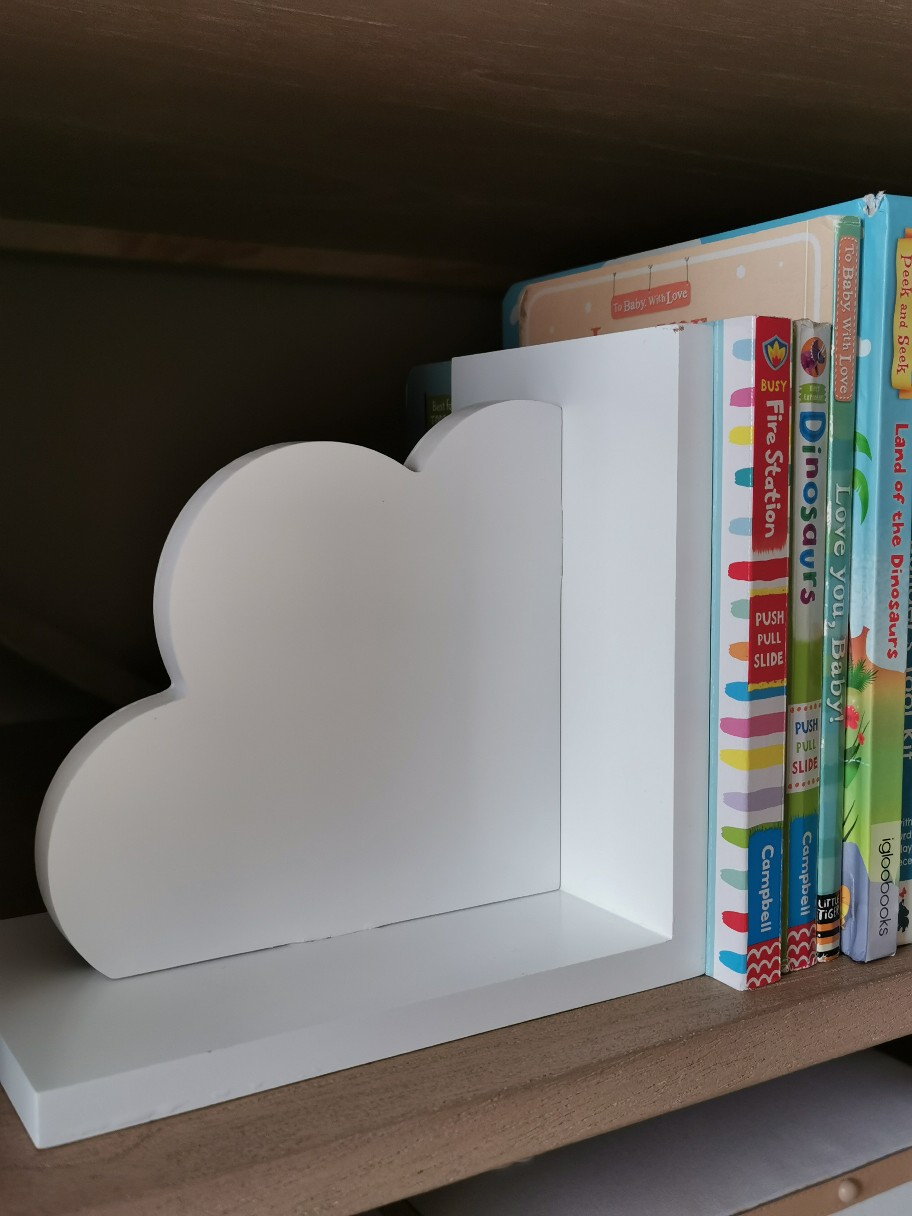 Cloud Bookend Pembatas Buku Rak Buku Penahan Buku Ambalan Floating Shelves Dekorasi Hiasan Kamar